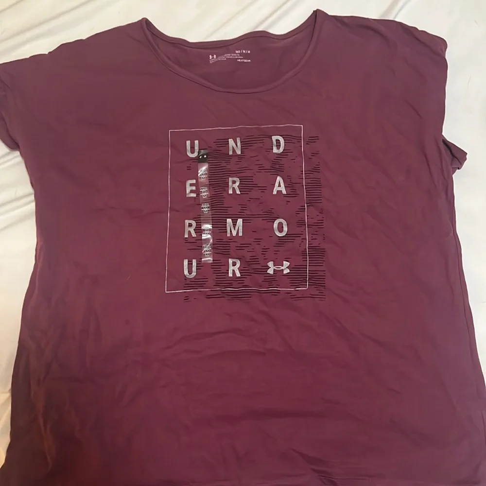 Under armor top - Picture 1 of 1